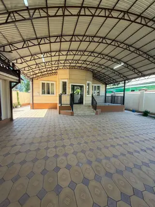 6 комнат и более, 180 м², 5 соток, Кант, Агентство недвижимости