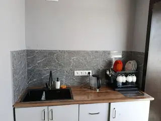 Сдается компактная квартира с отдельной кухней и санузлом. - Кухня