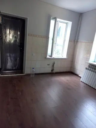 Сдаётся в аренду 3 комнатный дом, в городе Ош в районе фрунзенского