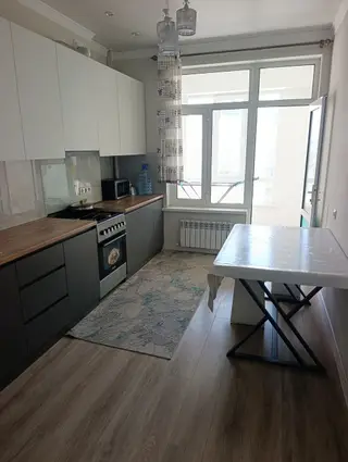Светлая 2‑комнатная квартира с современной отделкой и мебелью