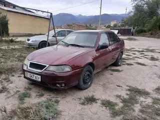 Daewoo Nexia: 2008 г., Механика, Бензин, Седан
