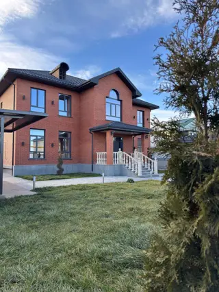 Продаю 2х этажный дом с подвалом В элитном районе Кок-Жар Ориентир