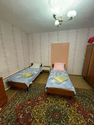 Сдам 2 комнаты в частном доме,аламединский рынок в двух минутах