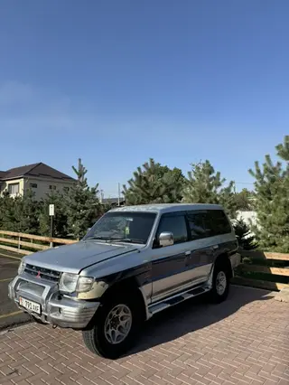 Mitsubishi Pajero: 1998 г., 3.5 л, Бензин, Внедорожник