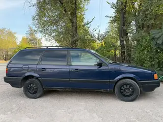 Volkswagen Passat Variant: 1991 г., 1.8 л, Механика, Бензин, Универсал