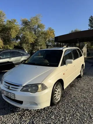 Honda : 2000 г., 2.3 л, Типтроник, Газ, Минивэн