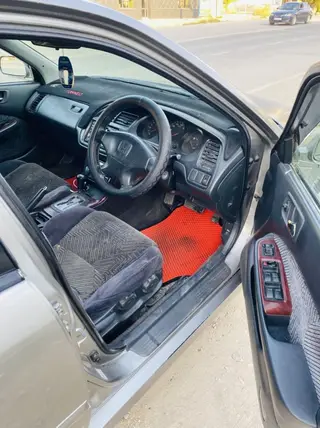 Honda Accord: 1999 г., 2 л, Автомат, Бензин, Седан