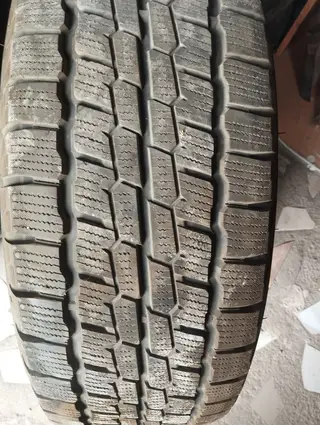 Колеса в сборе 225 / 70 / R 15, Зима, Новый, Легкий коммерческий транспорт (C/LT), Железные, отверстий - 5
