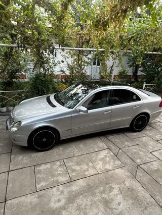 Mercedes-Benz E-Class: 2007 г., 3.5 л, Автомат, Бензин, Седан