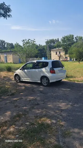 Honda Fit: 2004 г., 1.3 л, Вариатор, Бензин, Хэтчбэк