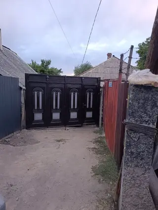Продаются 2дома на участке. Возле Аламедин рынка (ул.Рязанская)