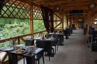 Стулья для кафе и ресторанов, черные