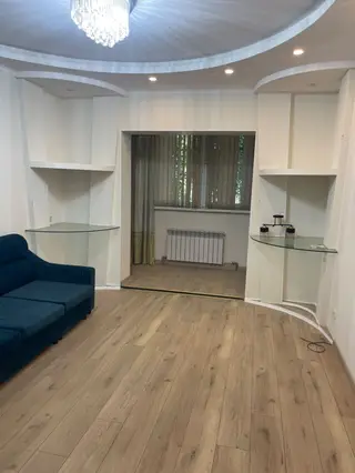 3 комнаты, 62 м², Дордой Плаза ТРЦ 105 серия, 1 этаж, Свежий ремонт