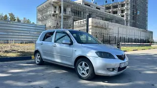 Mazda Demio: 2004 г., 1.5 л, Автомат, Бензин, Хэтчбэк