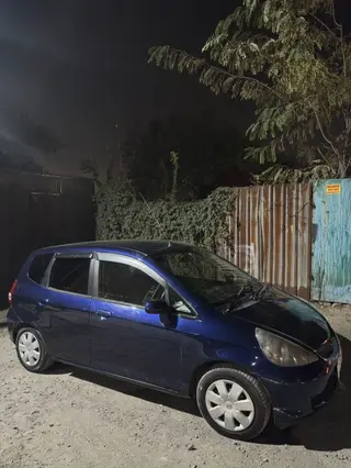 Honda Fit: 2003 г., 1.3 л, Вариатор, Бензин, Хэтчбэк