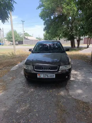 Audi A4: 1999 г., 1.8 л, Механика, Бензин, Седан