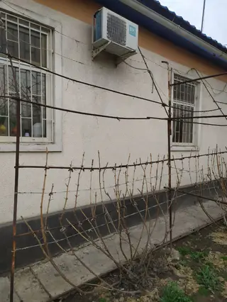 3 комнаты, 65 м², 6 соток, Бишкек, Риэлтор