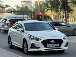 Hyundai Sonata: 2020 г., 2 л, Автомат, Газ, Седан