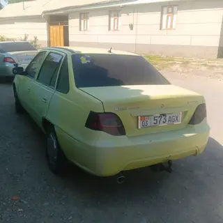 Daewoo Nexia: 2010 г., Седан
