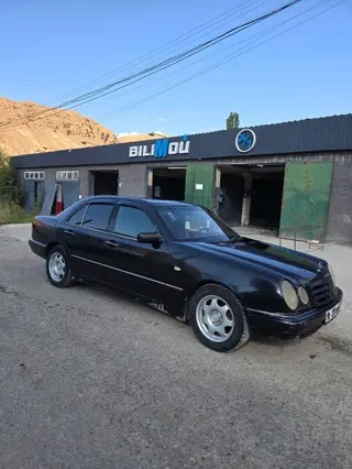 Mercedes-Benz E-Class: 1998 г., Автомат, Седан