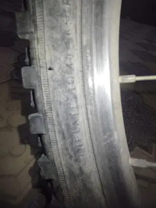 Горный велосипед 26" - Колеса: 26" x 1.95, покрышки с выраженным