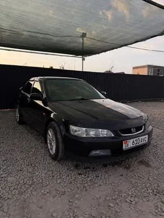 Honda Accord: 2000 г., 1.8 л, Автомат, Бензин, Седан