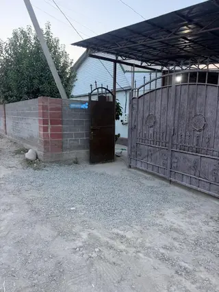 Сдается в аренду Дом с двором и навесом. отопление газовое зимой очень