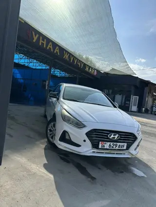 Hyundai Sonata: 2018 г., 2 л, Автомат, Бензин, Седан