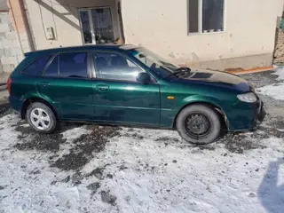 Mazda Familia: 2003 г., 1.6 л, Механика, Бензин, Универсал