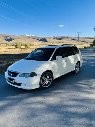 Honda Odyssey: 2002 г., 2.3 л, Автомат, Бензин, Минивэн