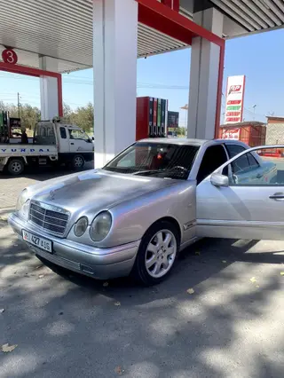 Mercedes-Benz E-Class: 1998 г., 3.2 л, Автомат, Бензин, Седан