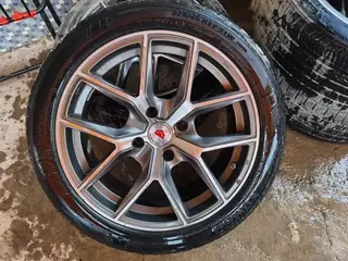 Колеса в сборе 225 / 45 / R 17, Лето, Б/у, Комплект, Литые, отверстий - 4
