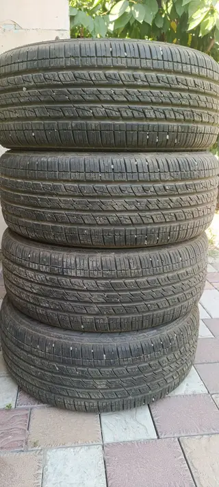 Продаю жирные шины размер 235, 55, 18 Адрес Кызыл Аскер номер тел