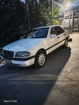 Mercedes-Benz C-Class: 1993 г., 2.2 л, Бензин, Седан