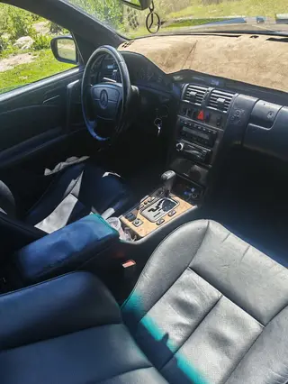 Mercedes-Benz E-Class: 1999 г., 3.2 л, Автомат, Бензин, Седан