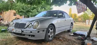 Mercedes-Benz E-Class: 2001 г., 2.2 л, Дизель, Седан