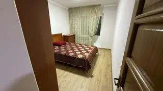 Сдаётся сдается 2х комнатная квартира в Пишпек 70м2 2/6 этаж