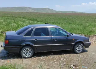 Volkswagen Passat: 1992 г., 1.8 л, Механика, Бензин, Седан