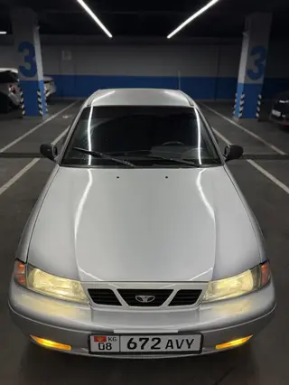 Daewoo Nexia: 2003 г., 1.5 л, Механика, Бензин, Седан