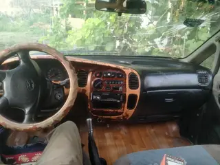 Hyundai Grand Starex: 1999 г., 2.5 л, Механика, Дизель, Минивэн