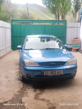 Ford Mondeo: 2001 г., 2 л, Механика, Бензин, Седан