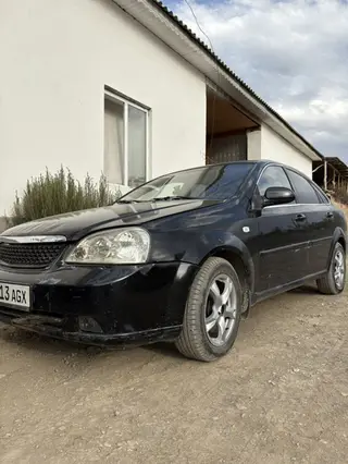 Chevrolet Lacetti: 2008 г., 1.6 л, Механика, Бензин, Седан