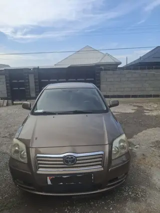 Toyota Avensis: 2004 г., 1.8 л, Автомат, Бензин, Седан