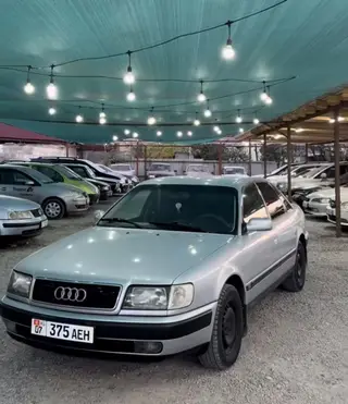 Audi 100: 1992 г., 2 л, Механика, Бензин, Седан