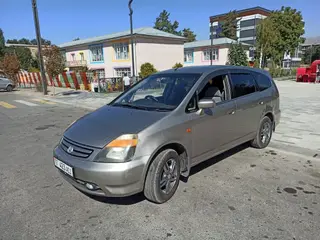Honda Stream: 2000 г., 1.7 л, Автомат, Бензин, Универсал