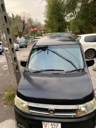 Honda Stepwgn: 2005 г., 2 л, Автомат, Газ, Минивэн