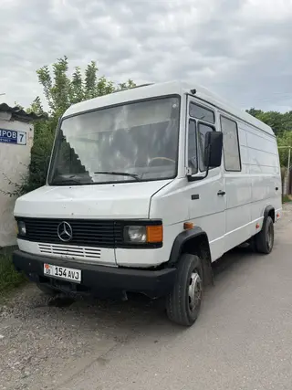 Mercedes-Benz : 1993 г., Механика, Дизель, Фургон