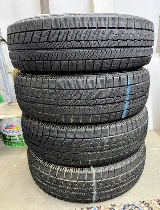 Шины 175 / 65 / R 15, Зима, Б/у, Комплект, Легковые, Япония, Bridgestone