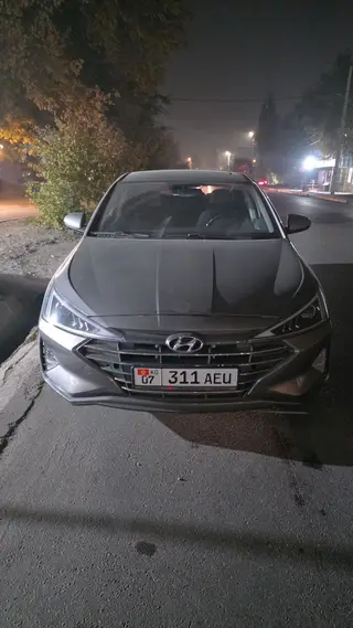 Hyundai Elantra: 2020 г., 2 л, Автомат, Бензин, Седан