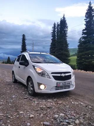 Chevrolet Spark: 2012 г., 1 л, Автомат, Бензин